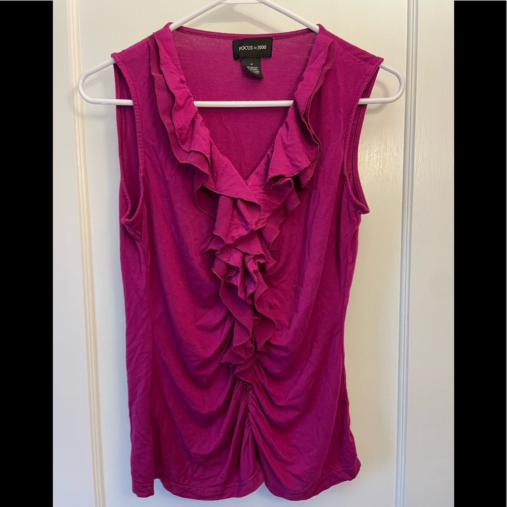 Focus 2000 burgundy ruffled tank top. Size medium
